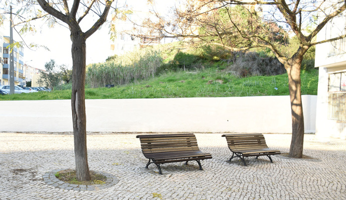 Requalificação da via pública na Rua Tristão da Cunha