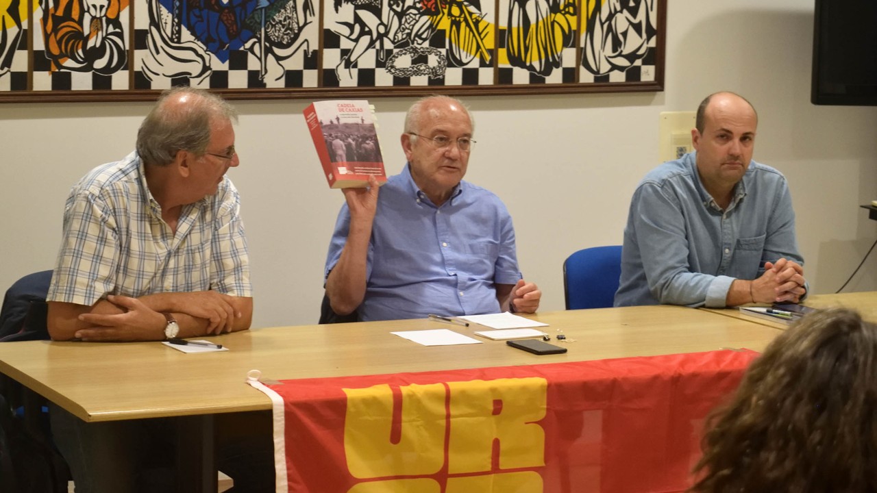 Apresentação do livro da URAP acerca da repressão na Cadeia de Caxias