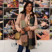 Exposição &quot;Às Mãos Delas&quot;